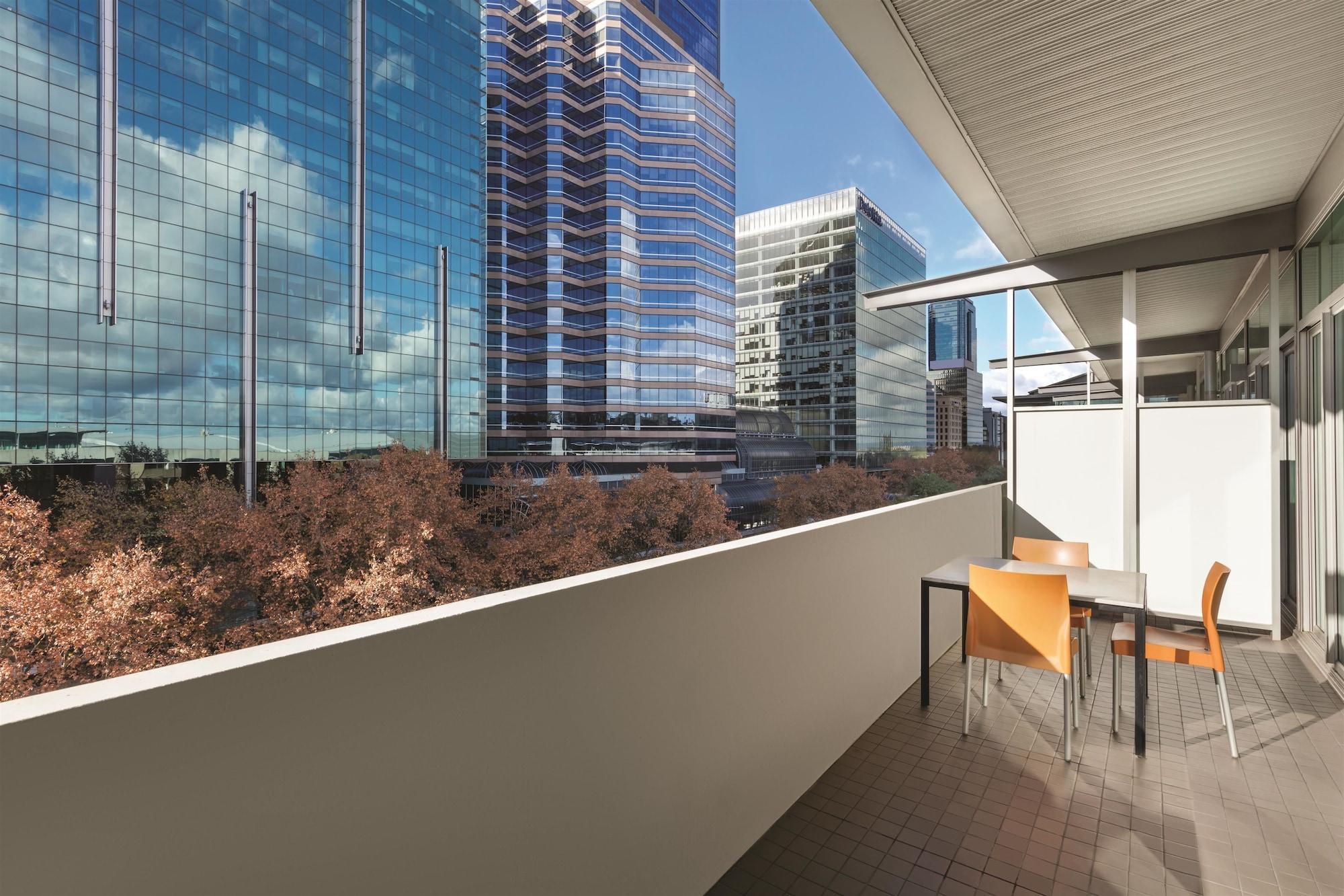 Adina Apartment Hotel Perth Exterior photo