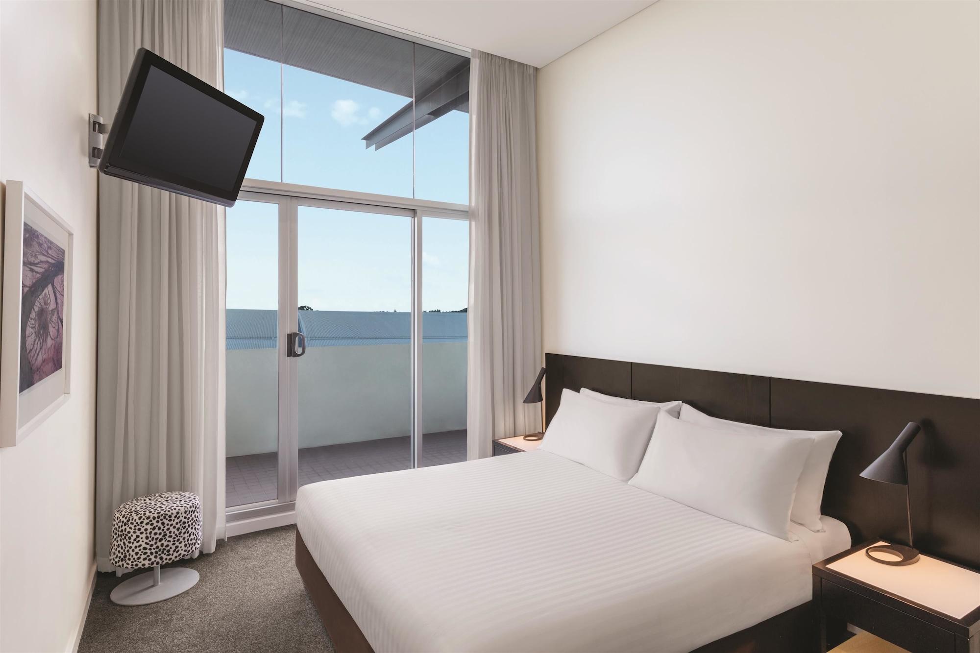 Adina Apartment Hotel Perth Exterior photo