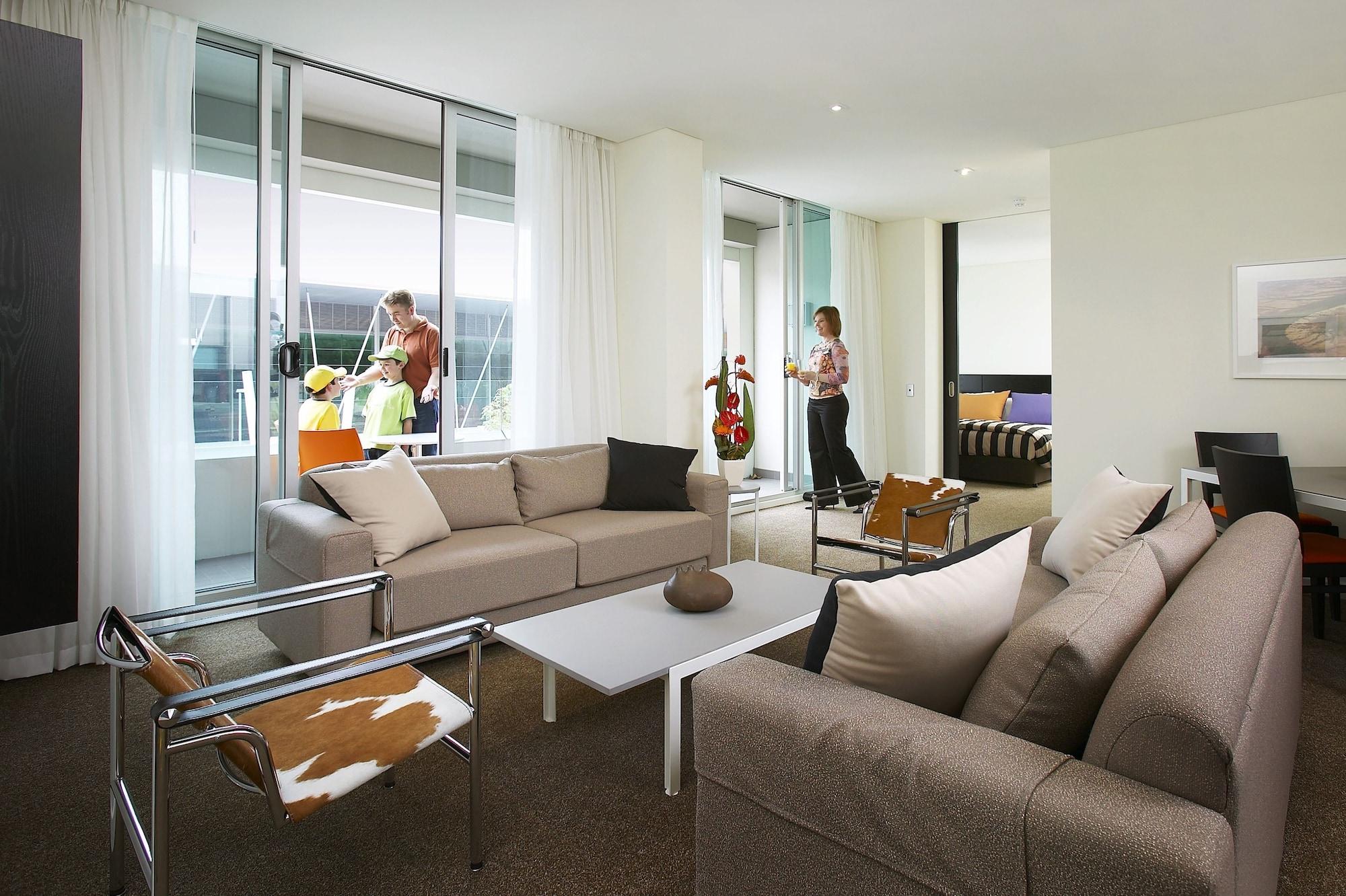 Adina Apartment Hotel Perth Exterior photo